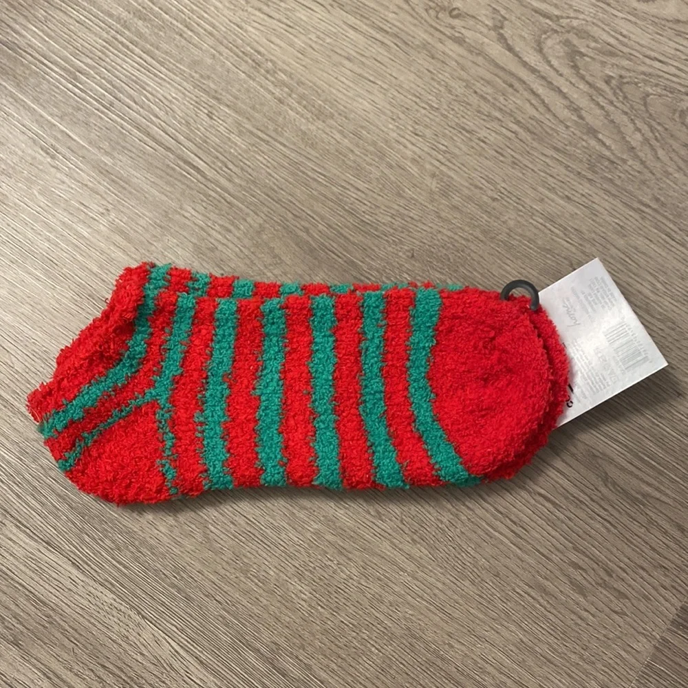 BOGO Women’s Red/Green Striped Cozy Ankle Socks